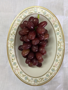 ブドウ販売・クィーンセブンをどうぞ。